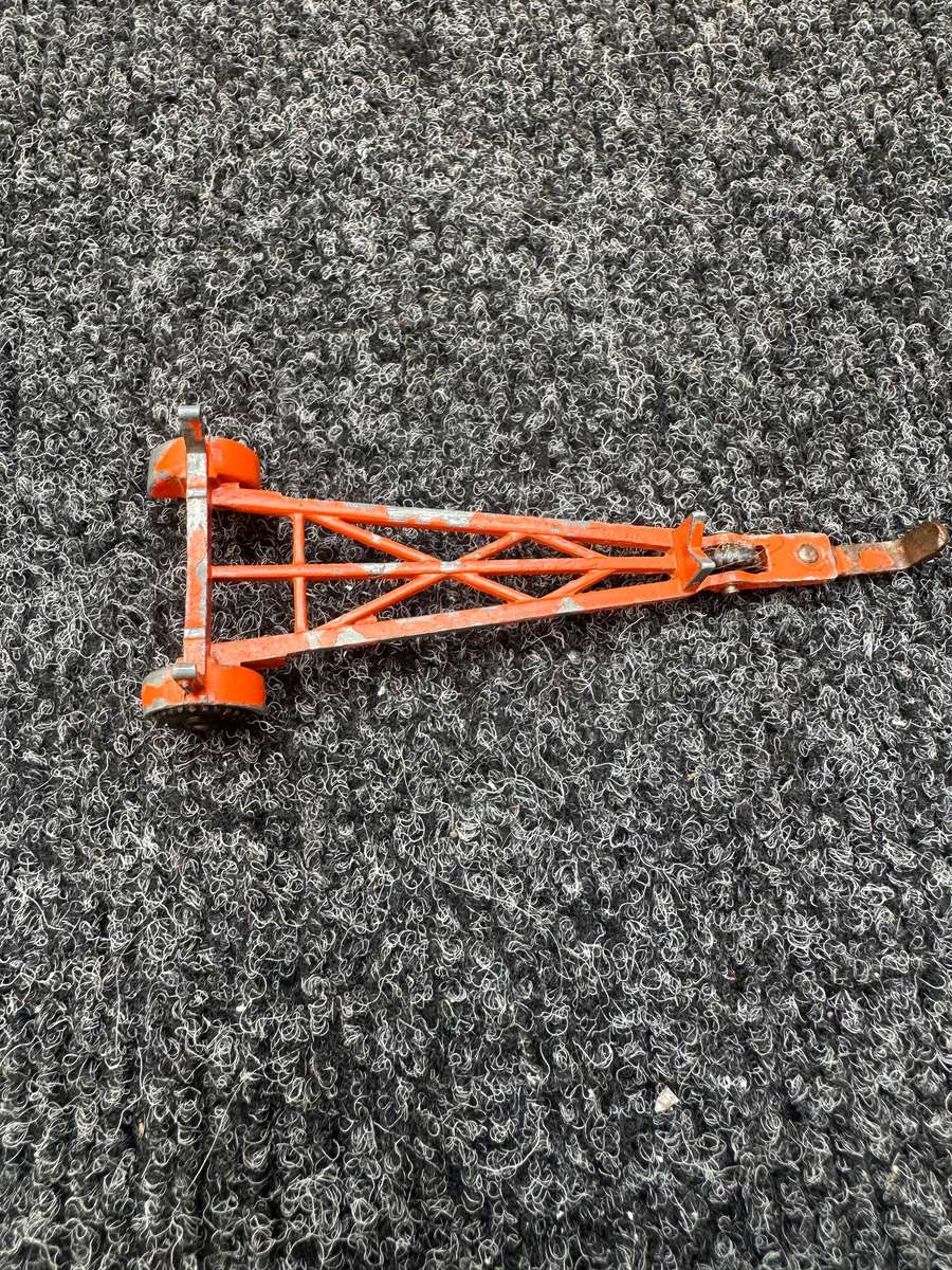 DINKY TOYS