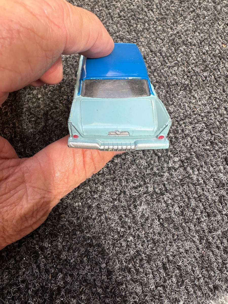 DINKY TOYS