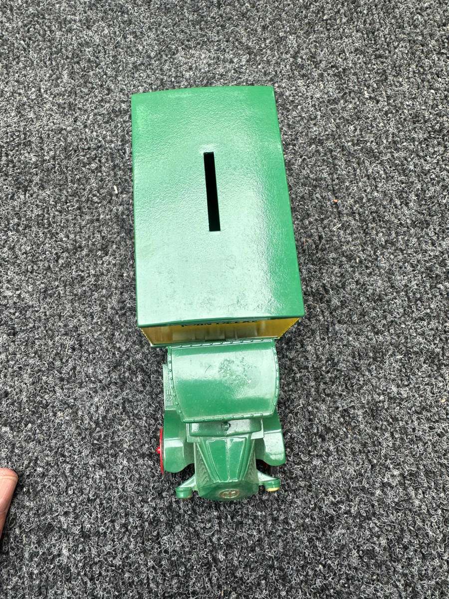 JOHN DEERE TOYS