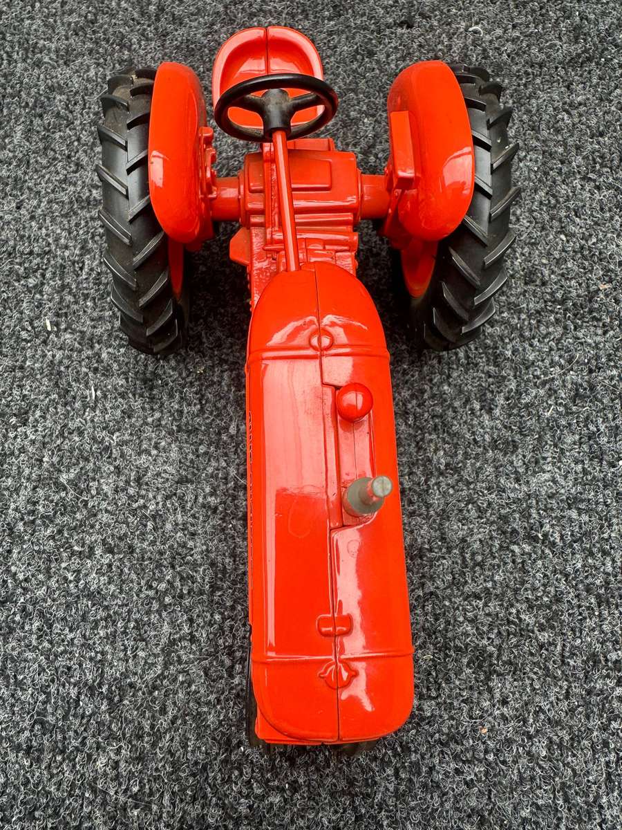 DINKY TOYS