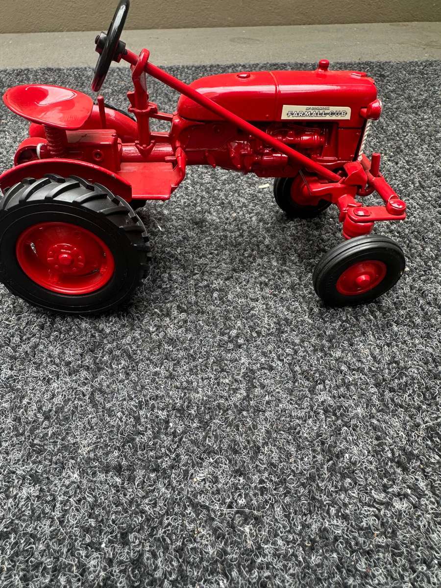 DINKY TOYS