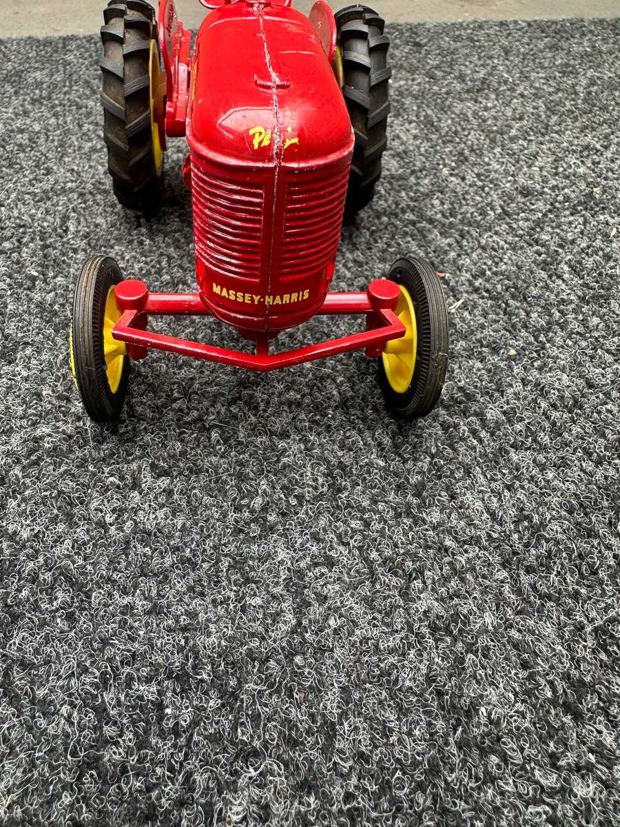 DINKY TOYS