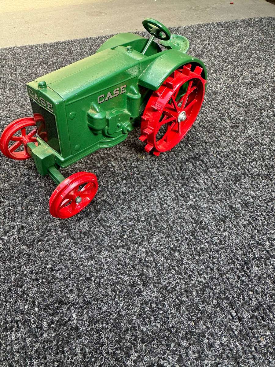 DINKY TOYS