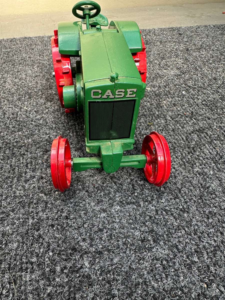 DINKY TOYS