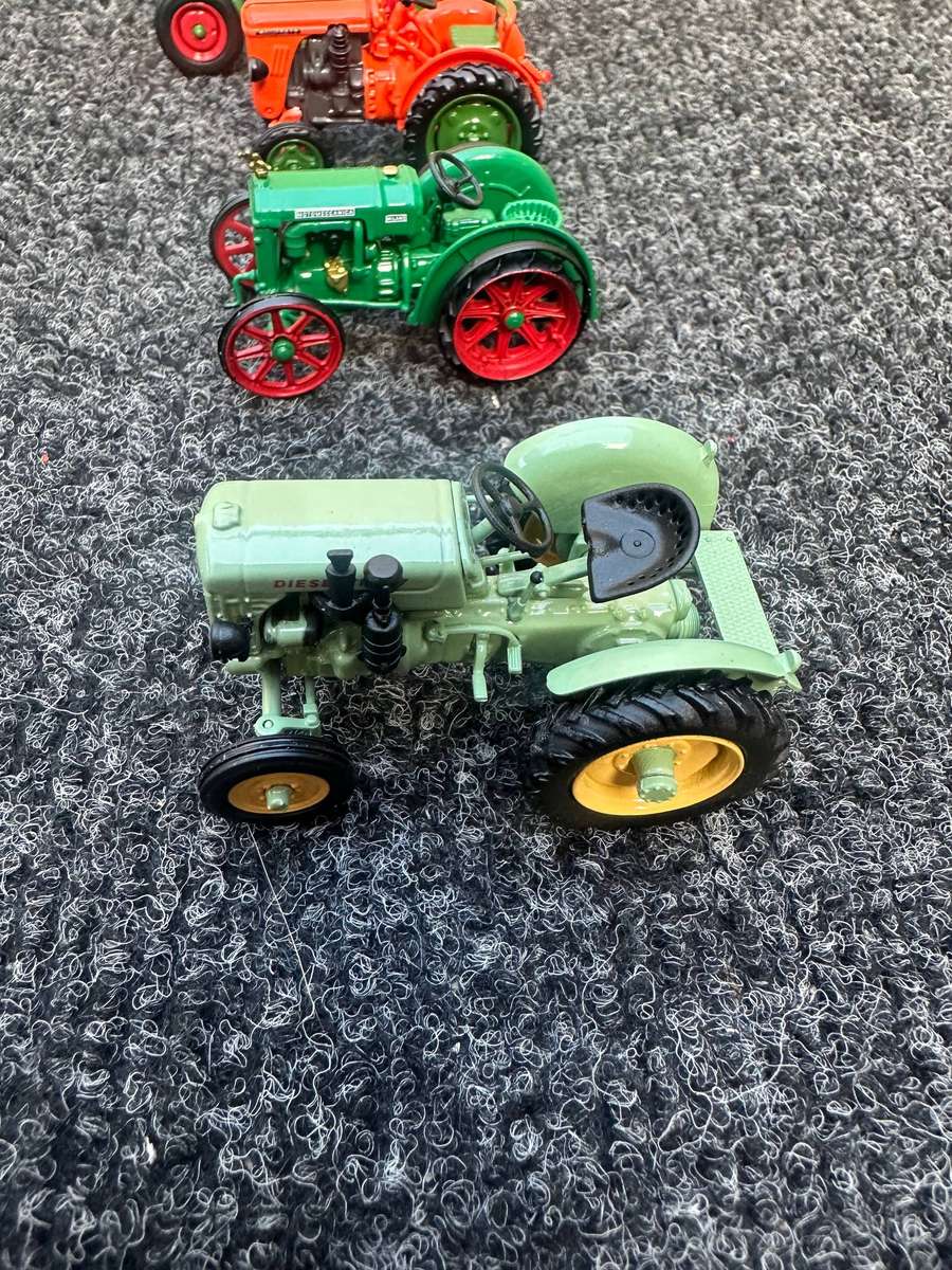 DINKY TOYS