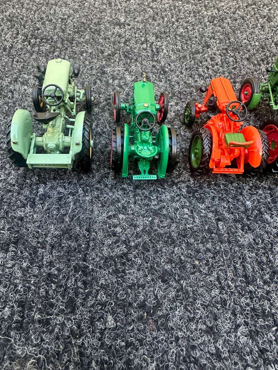 DINKY TOYS