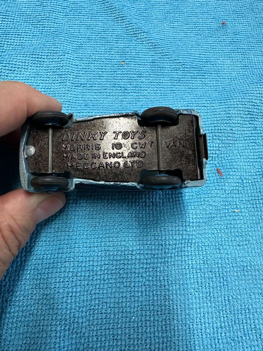 DINKY TOYS