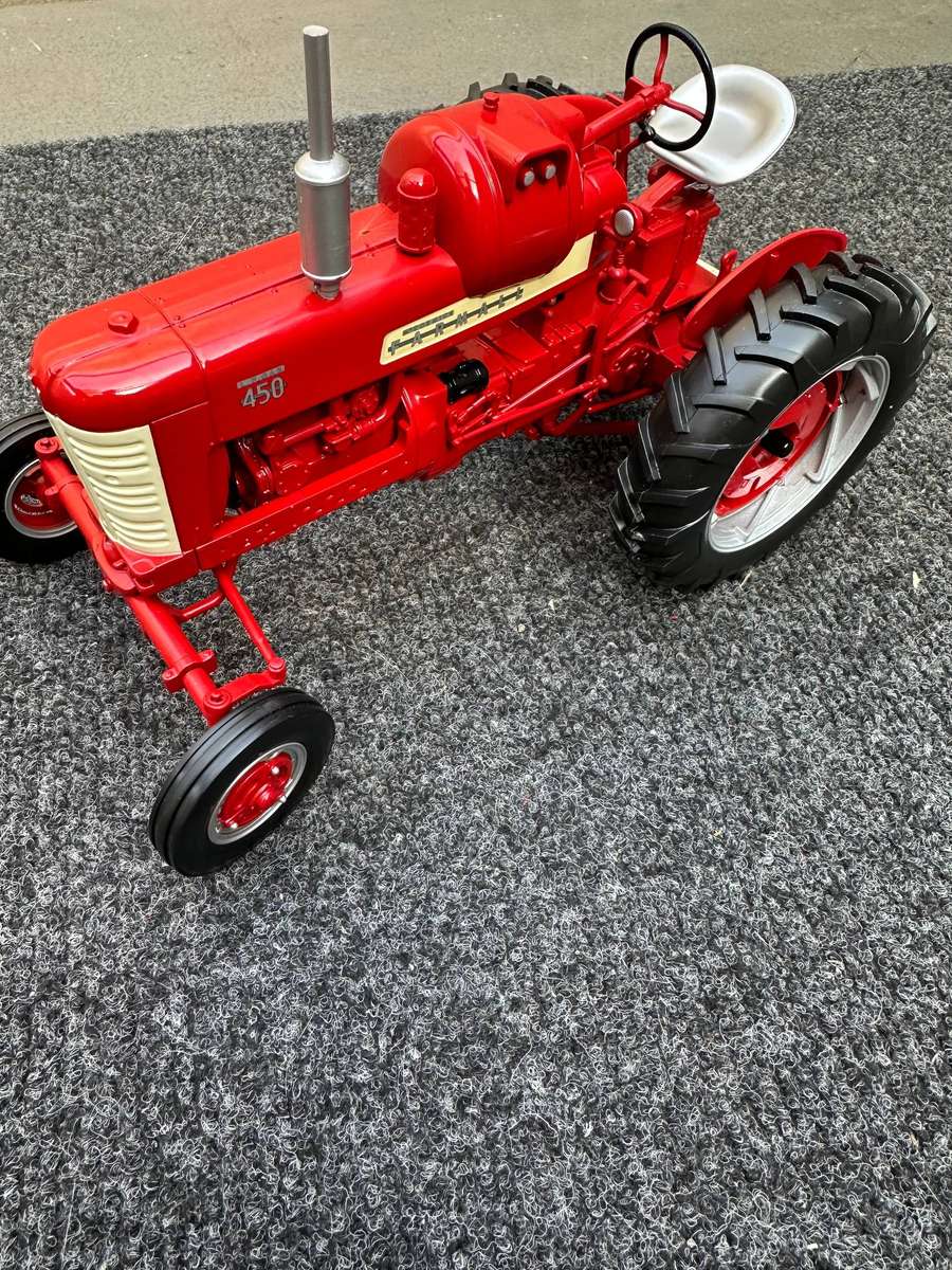 DINKY TOYS