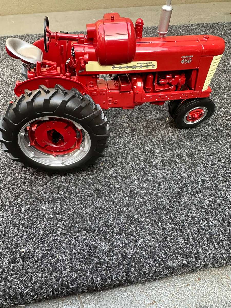 DINKY TOYS