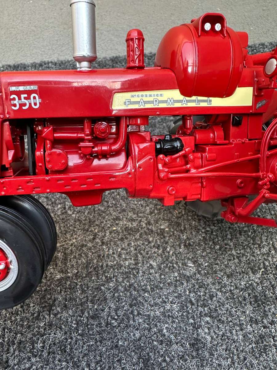 DINKY TOYS