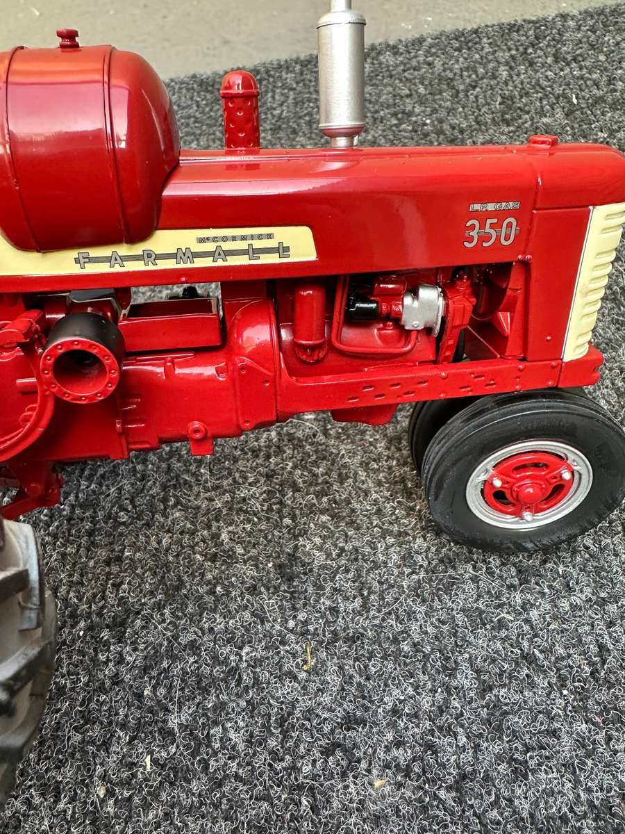 DINKY TOYS