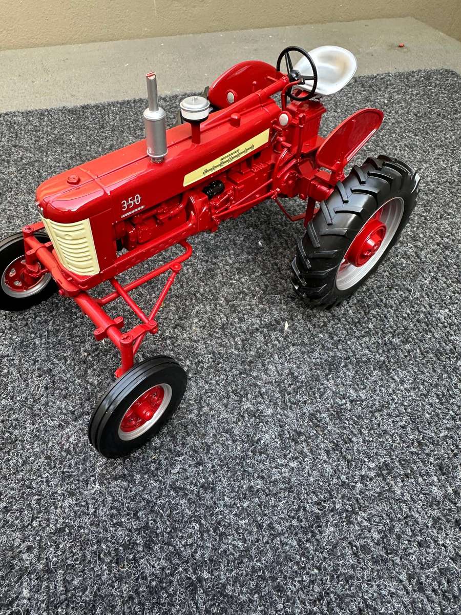 DINKY TOYS