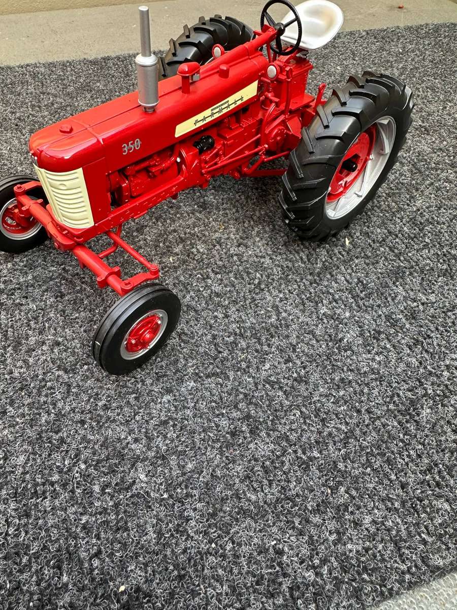 DINKY TOYS