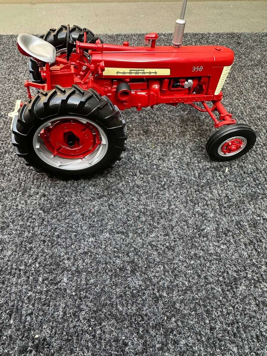 DINKY TOYS