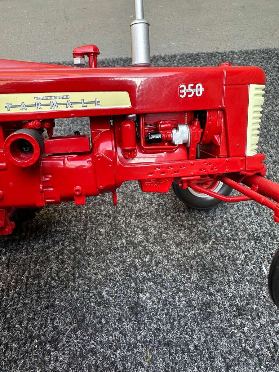 DINKY TOYS