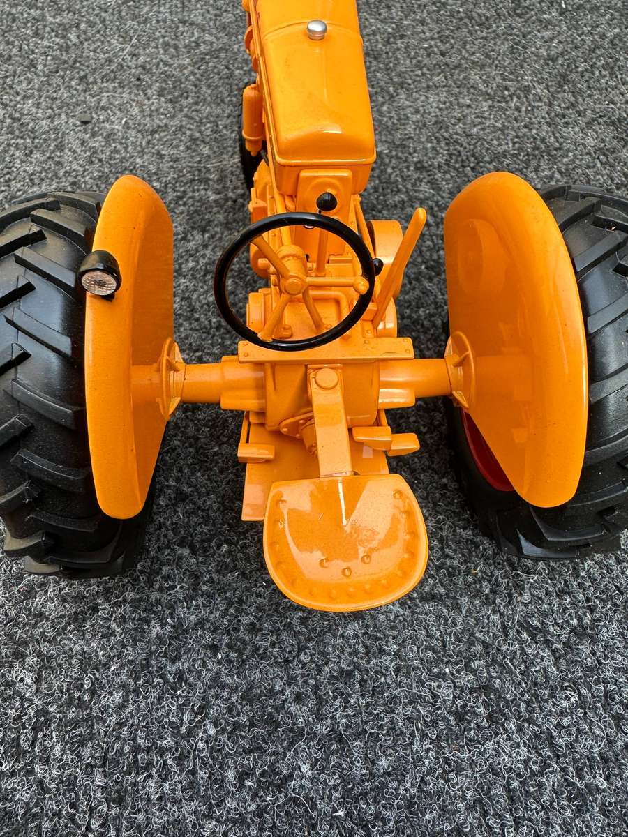 DINKY TOYS