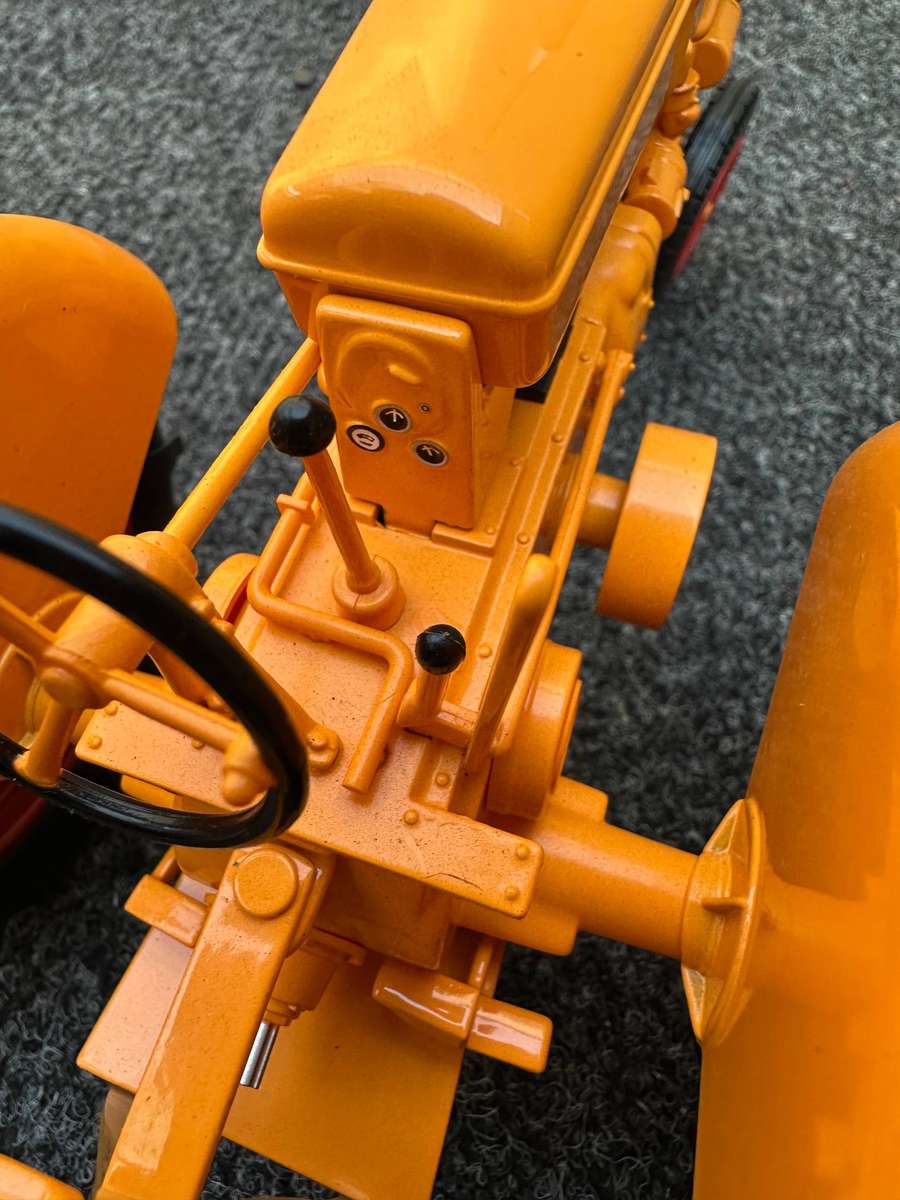DINKY TOYS