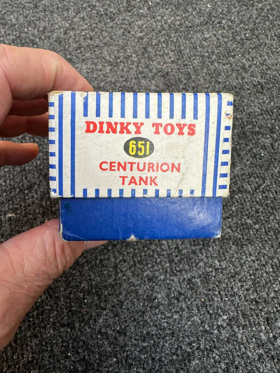 DINKY TOYS
