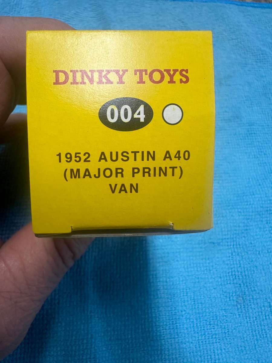DINKY TOYS