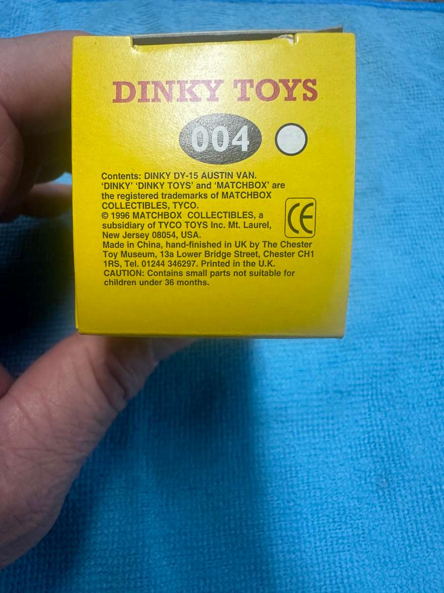 DINKY TOYS
