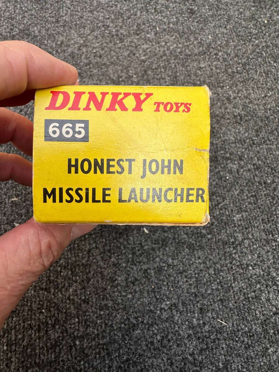 DINKY TOYS