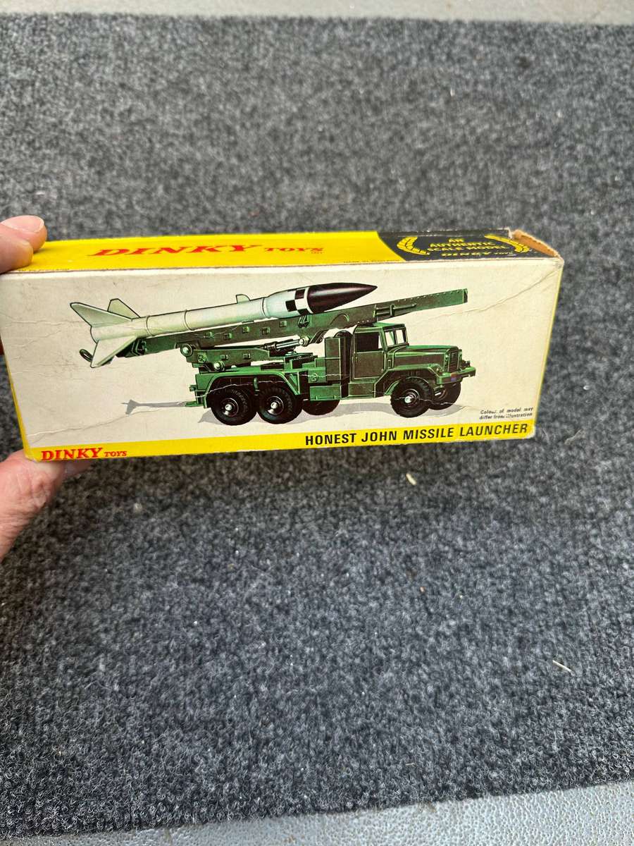 DINKY TOYS