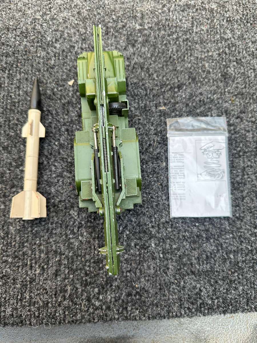 DINKY TOYS