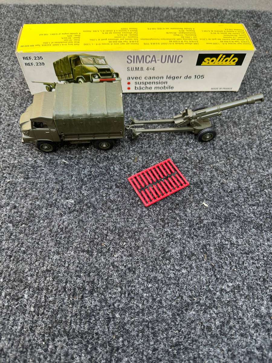 DINKY TOYS