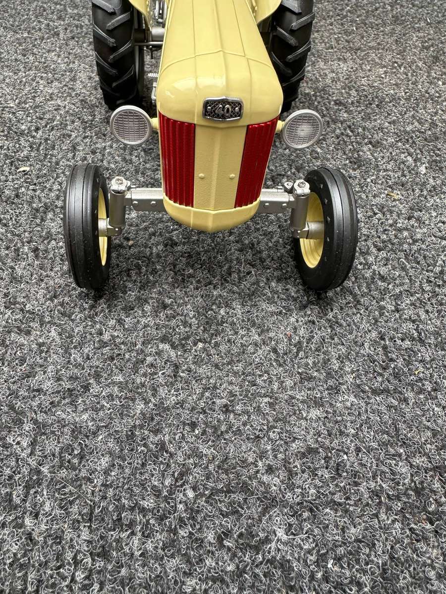 DINKY TOYS