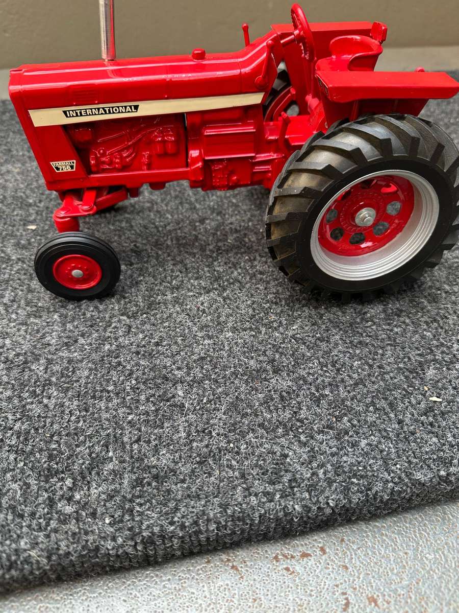 DINKY TOYS