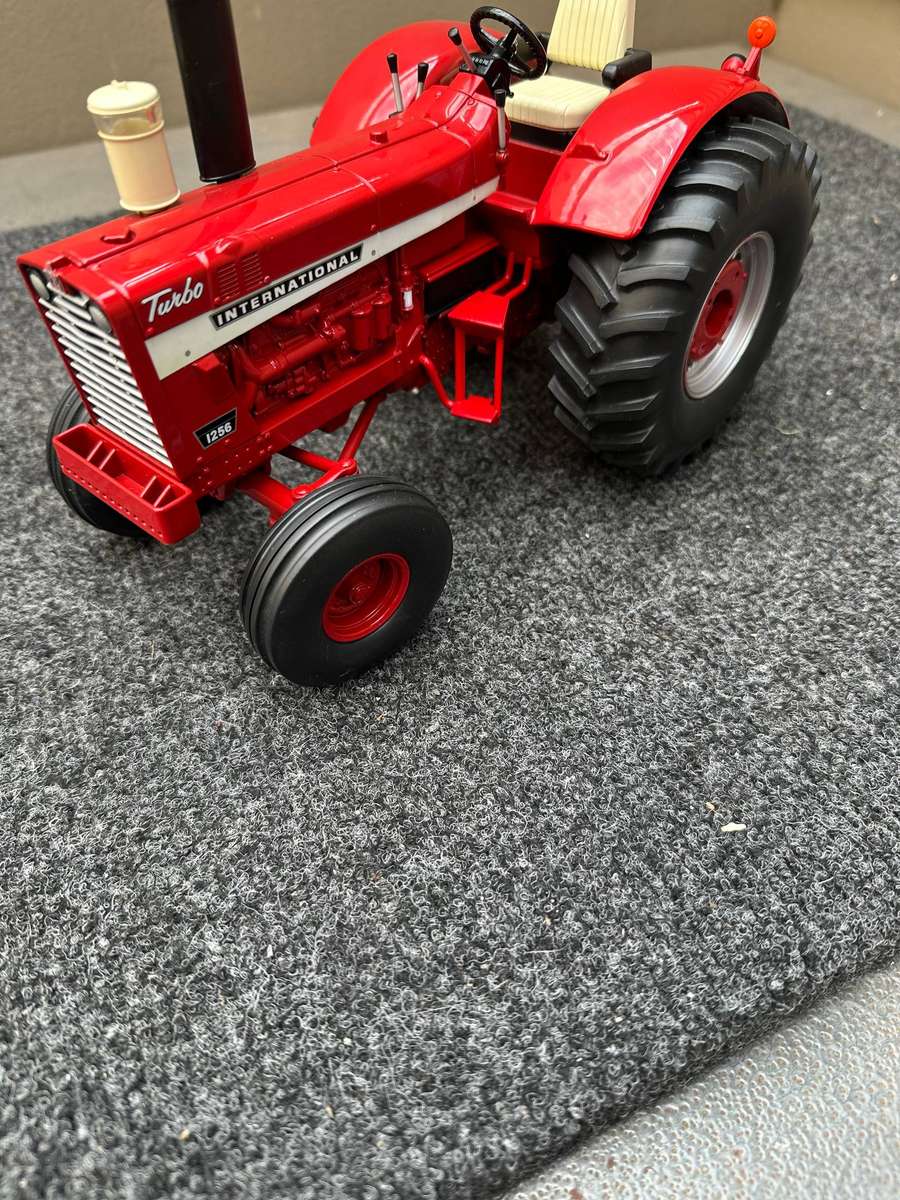 DINKY TOYS