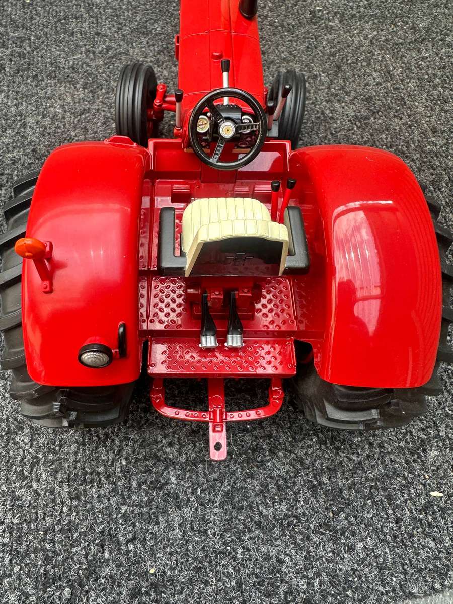 DINKY TOYS