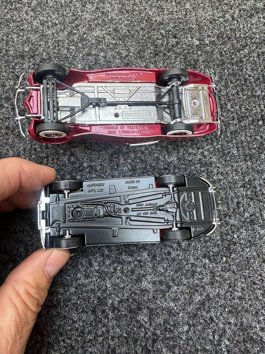 DINKY TOYS