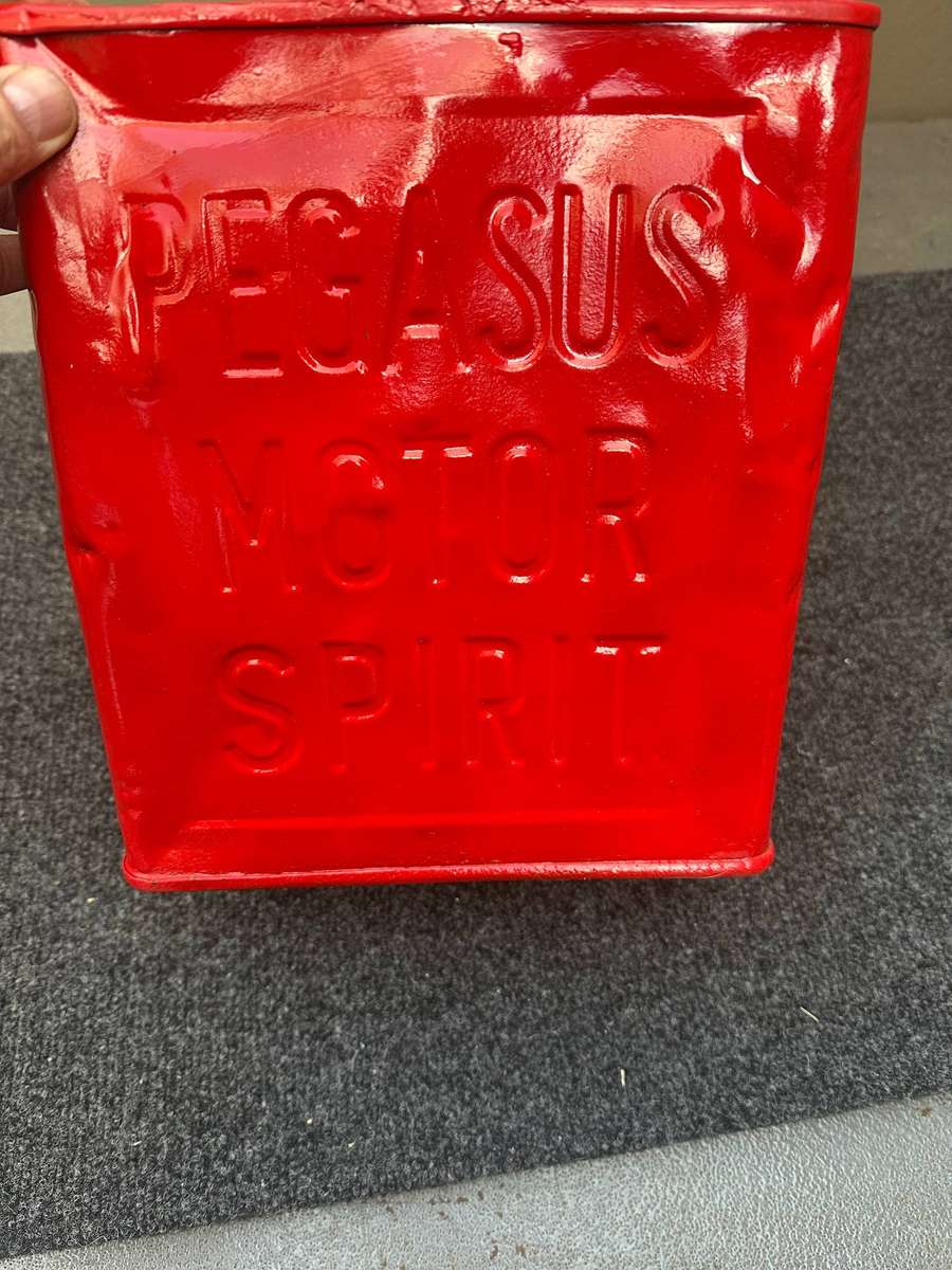 PEGASUS PETROL CAN