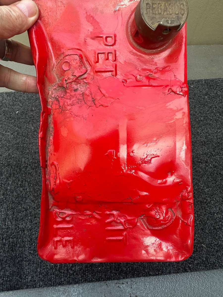 PEGASUS PETROL CAN