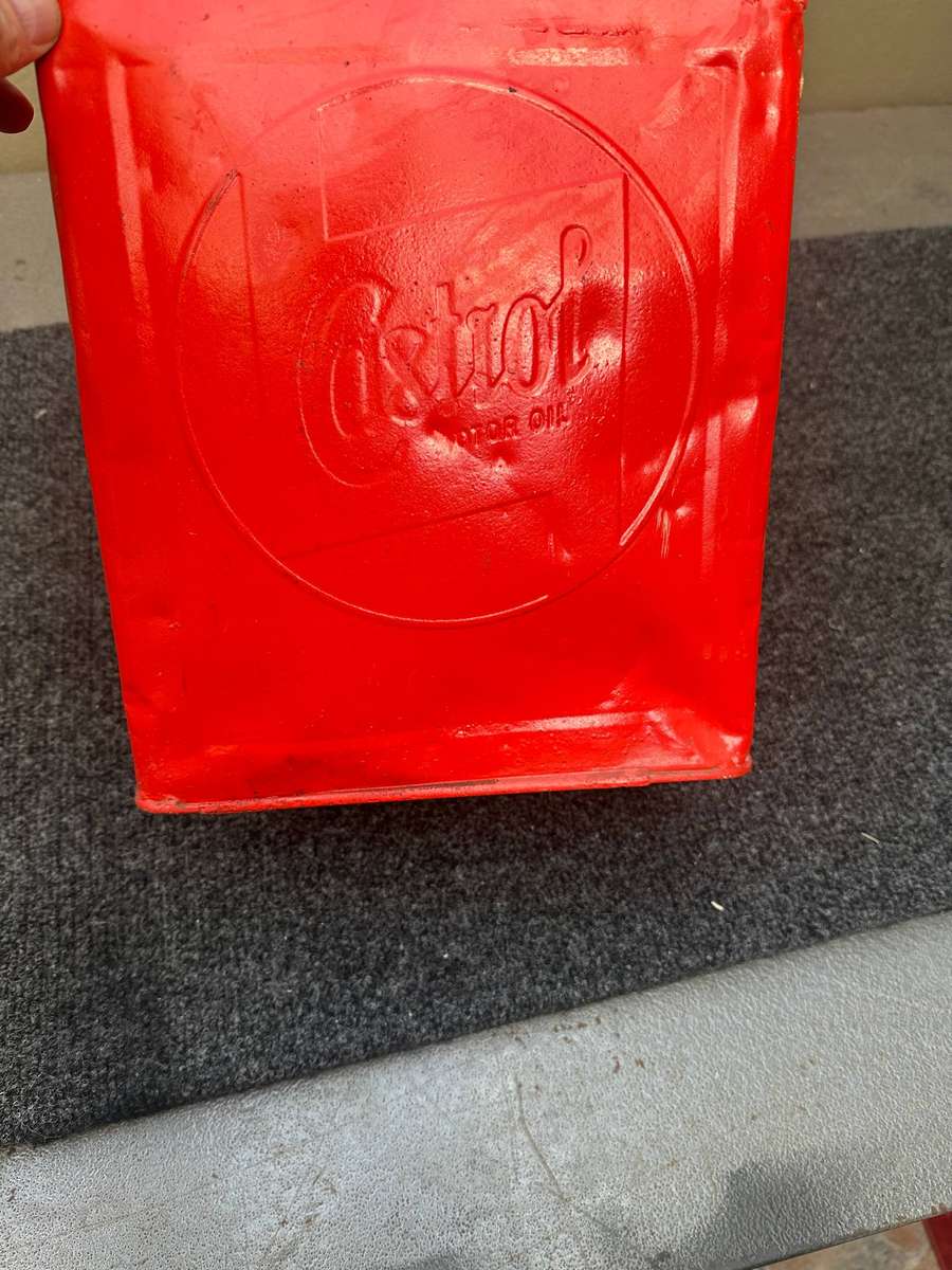 CASTROL OIL CAN