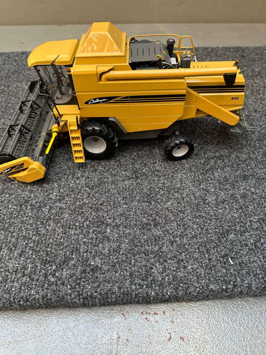 DINKY TOYS