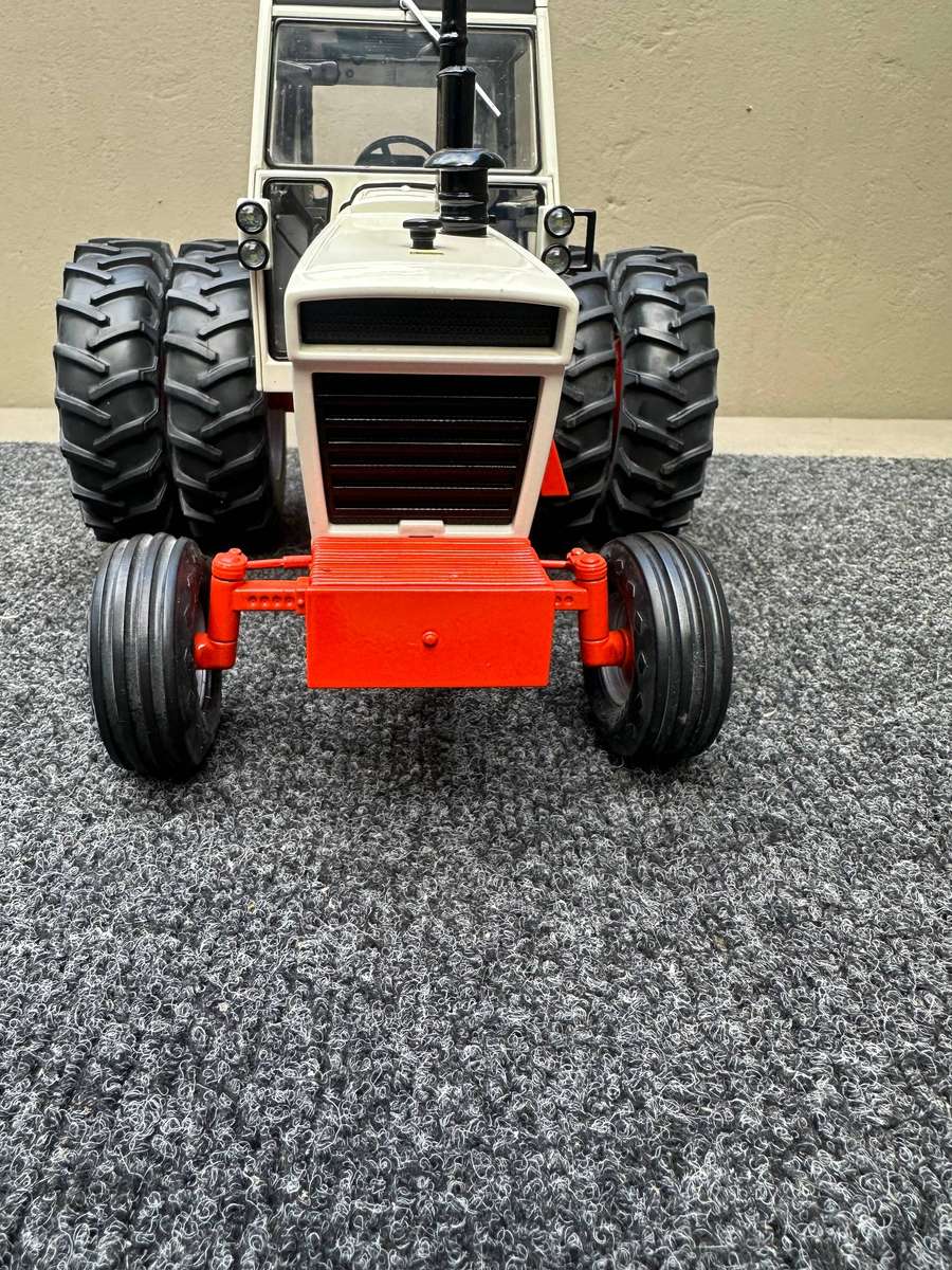 DINKY TOYS