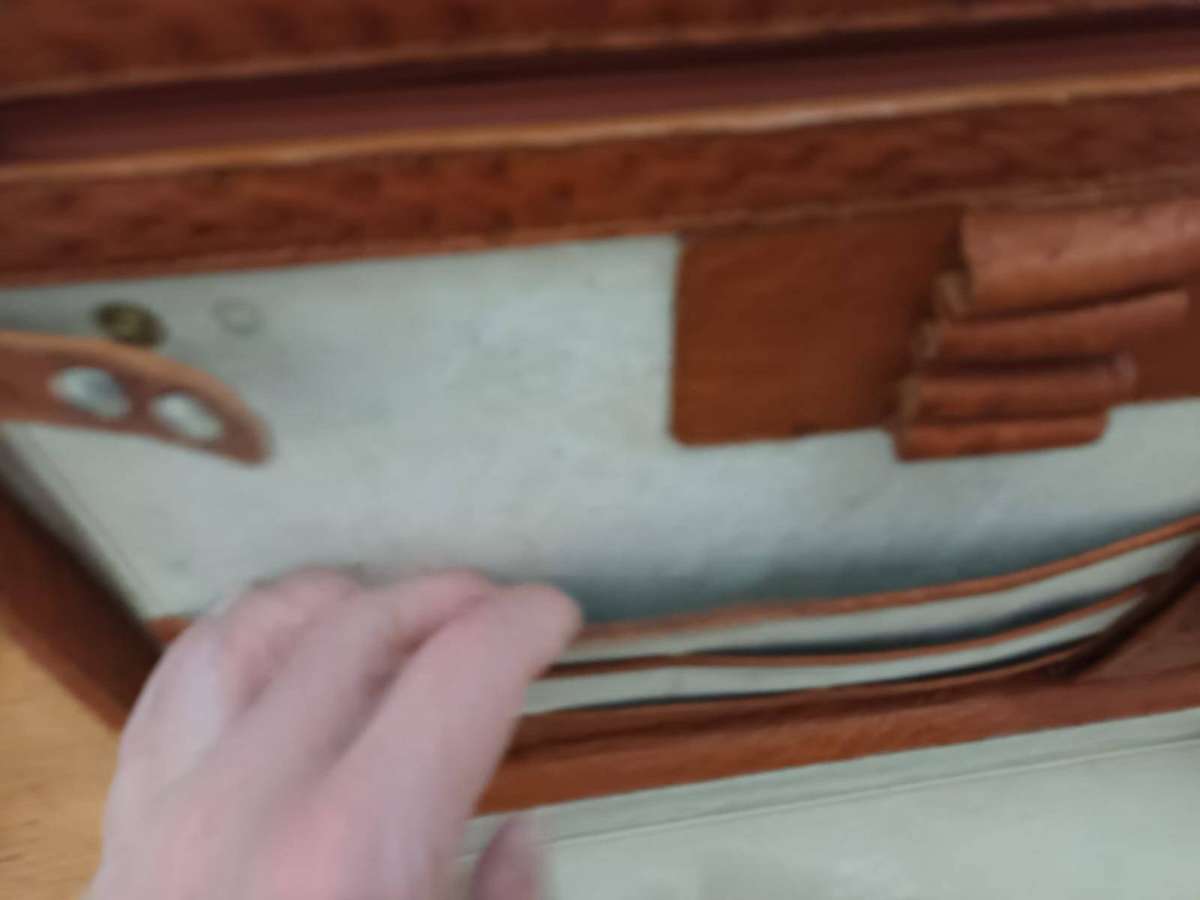 Ostrich leather man's attache case (briefcase): used condition