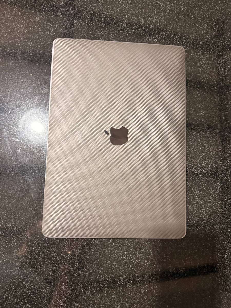 2017 Macbook Pro Touchbar 512gb