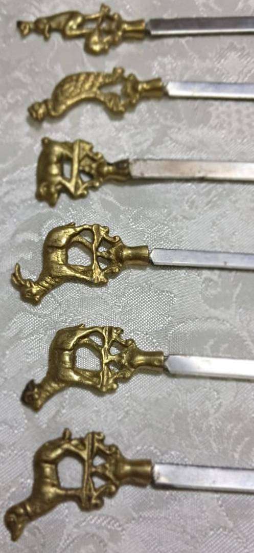 Variety of knifes/Skewers and other items