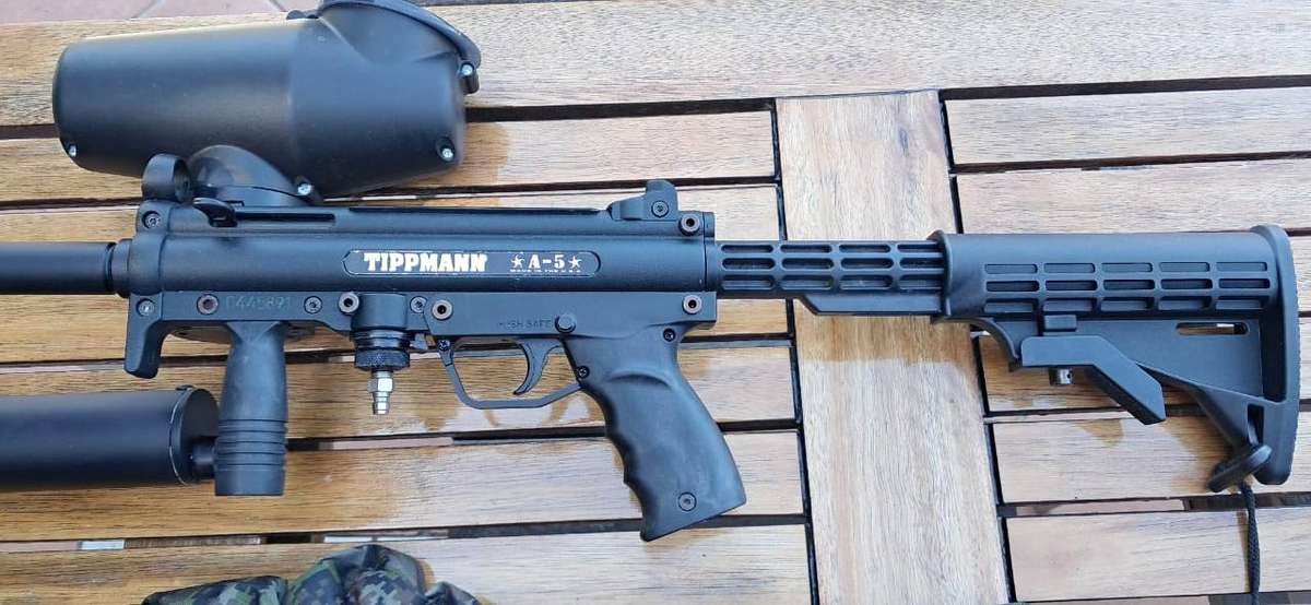 Tippmann A-5 STEALTH .68 Calibre Semi-Automatic (open bolt blow-back)