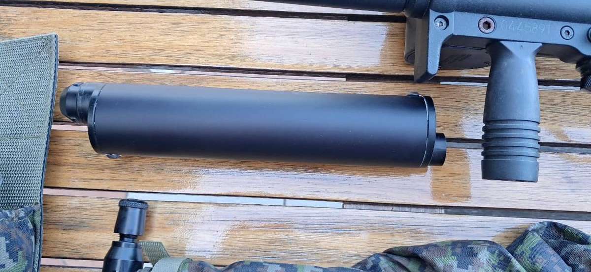 Tippmann A-5 STEALTH .68 Calibre Semi-Automatic (open bolt blow-back)