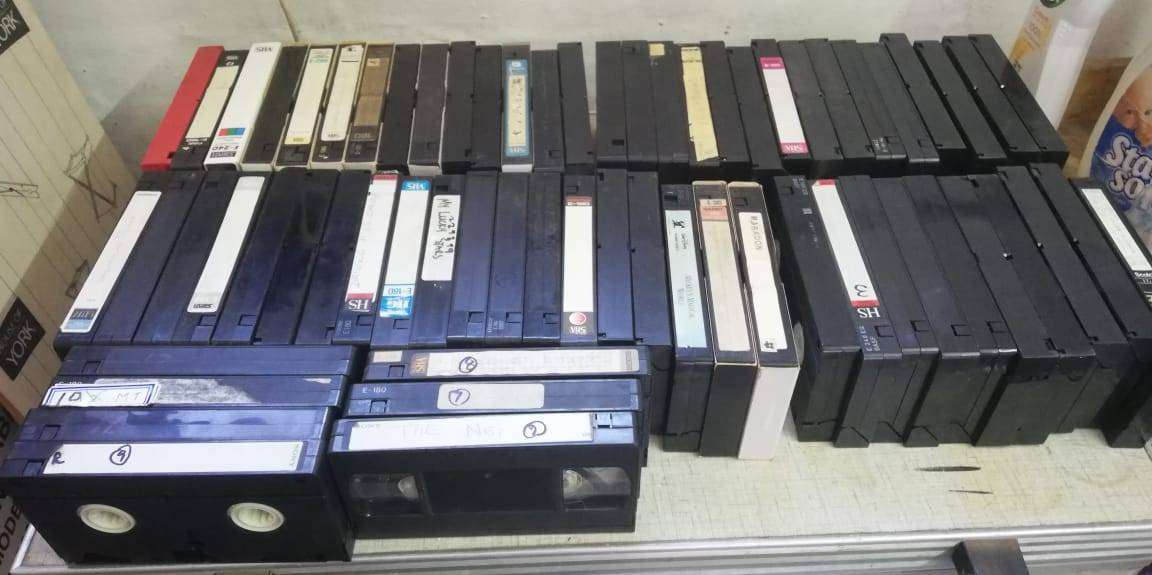 Videotape VHS quantity +/- 60