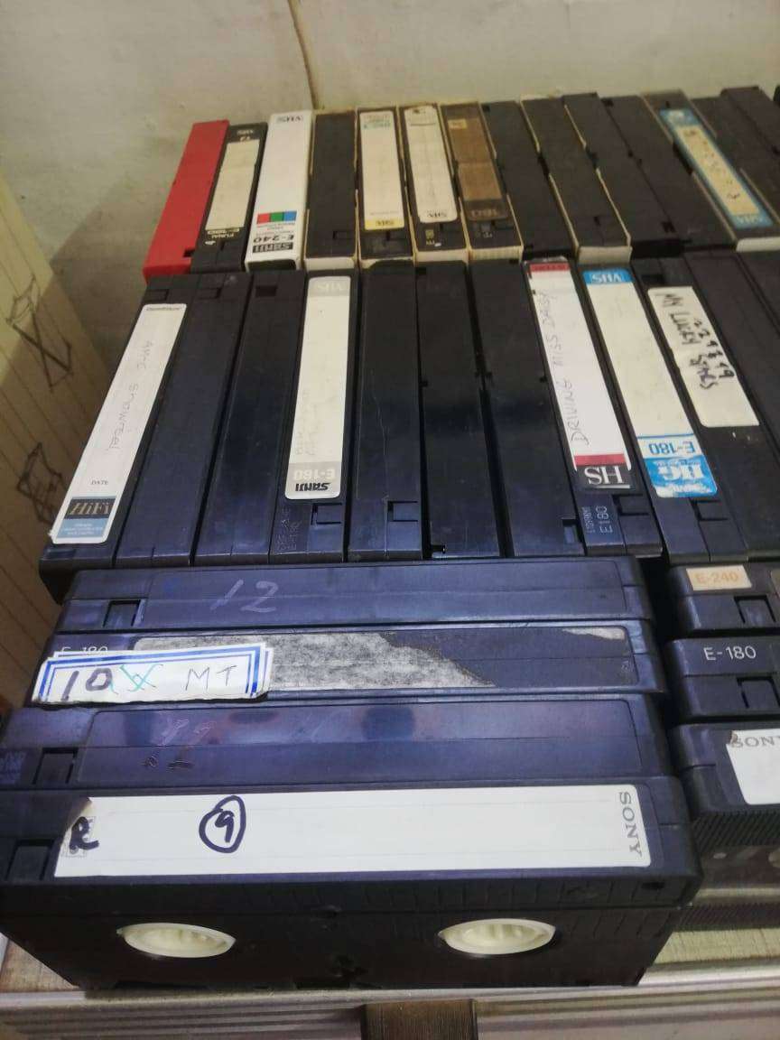Videotape VHS quantity +/- 60