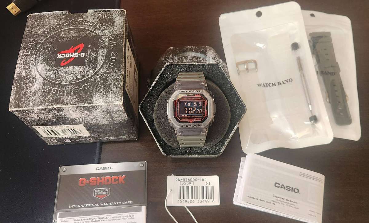 Casio G-shock DW B5600