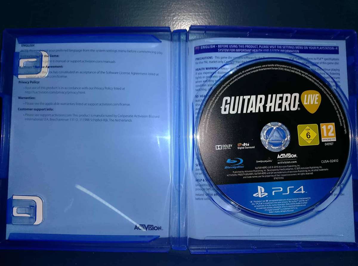 PS4 Guitar Hero Live