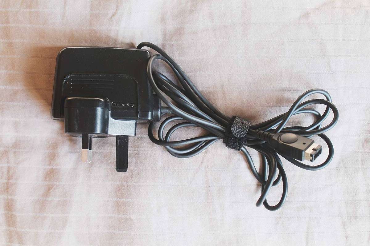 GameBoy Advance SP Charger