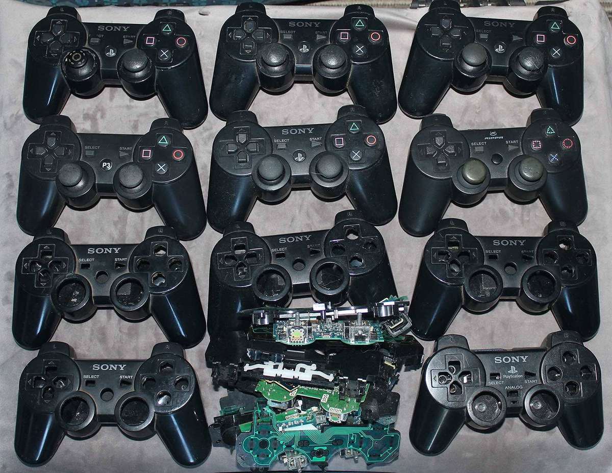 PS3 Controllers (faulty)