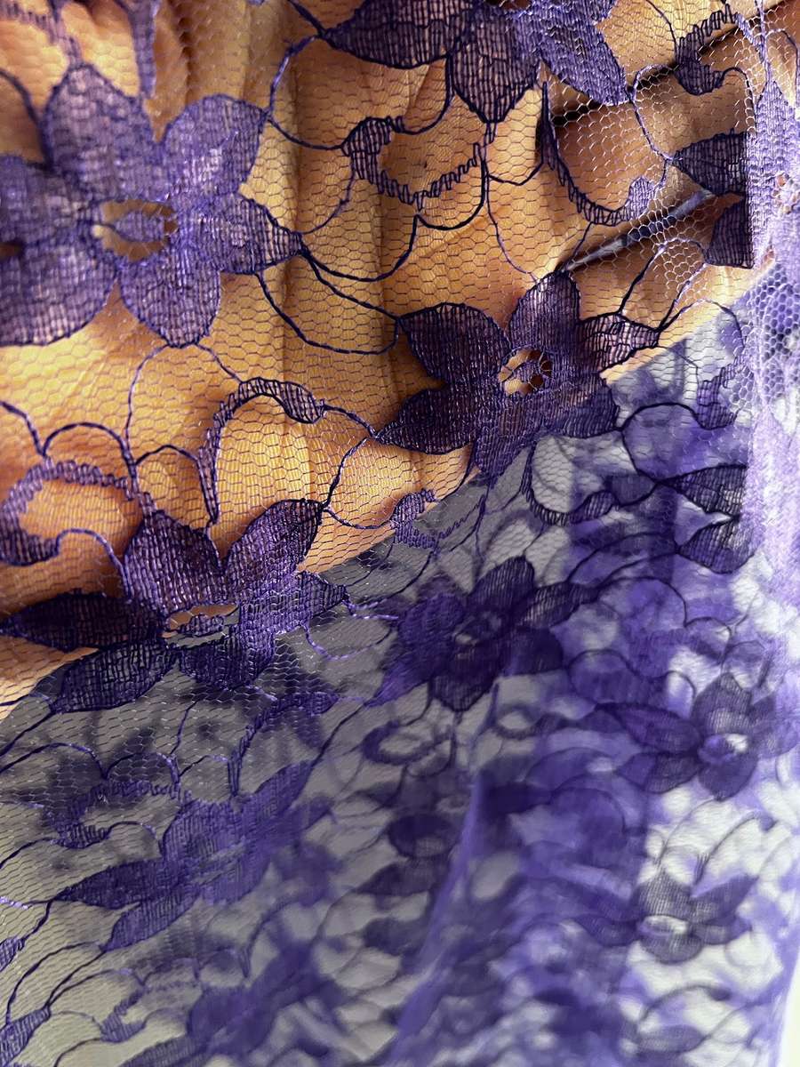 Various lace fabrics